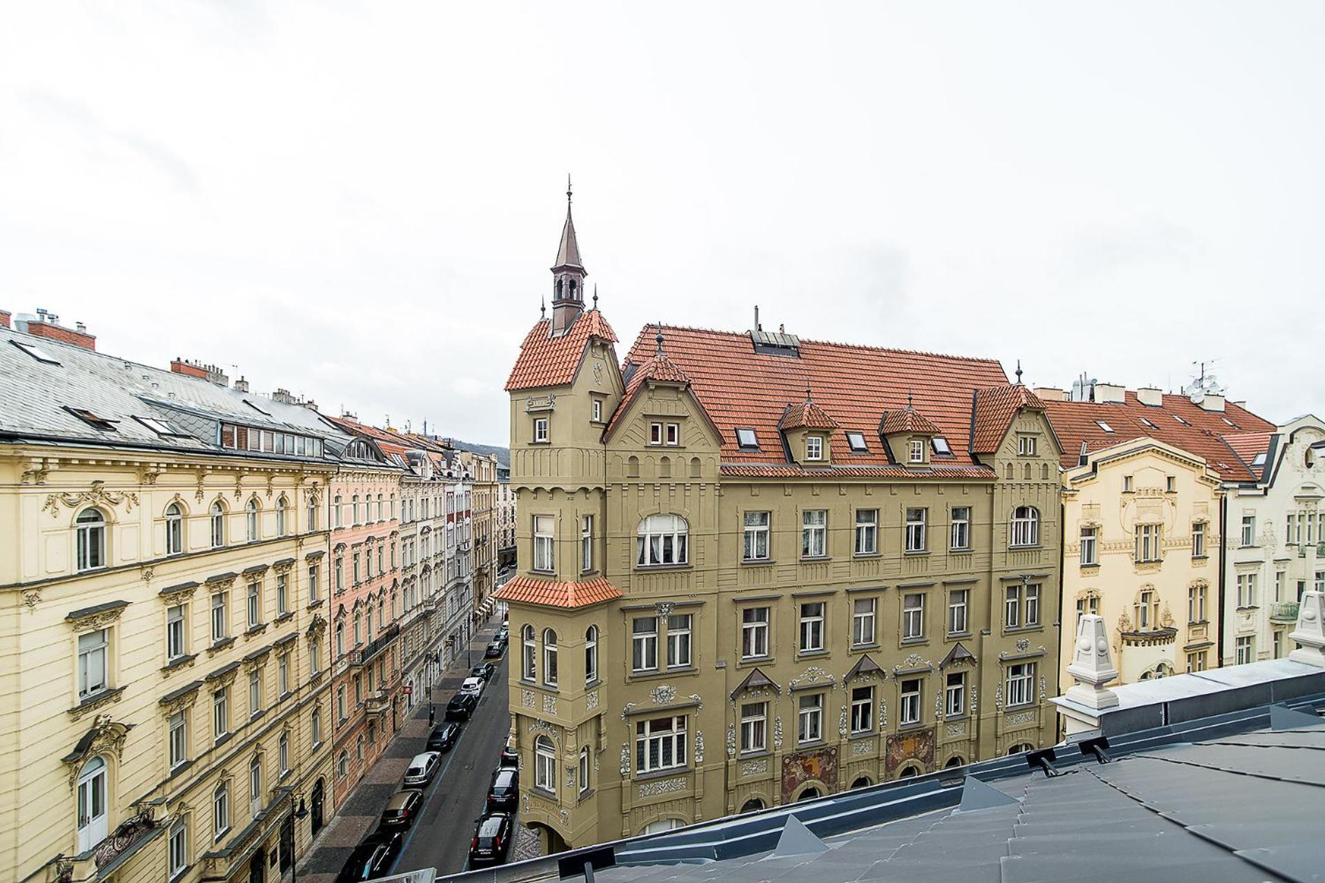 Large And Modern Apartment In The Heart Of Prag Dış mekan fotoğraf